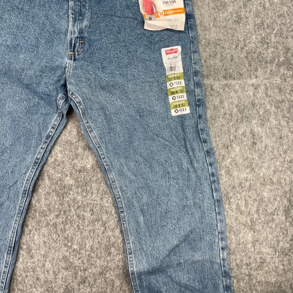 Wrangler Jeans Mens 35x32 Five Star Premium Regular Fit Flex Medium Wash Blue